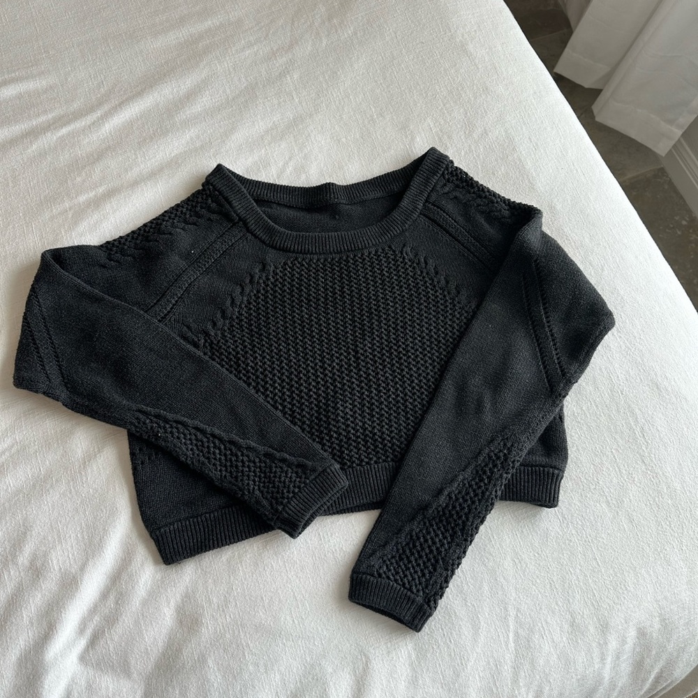 LULULEMON Be Present Pullover Sweater